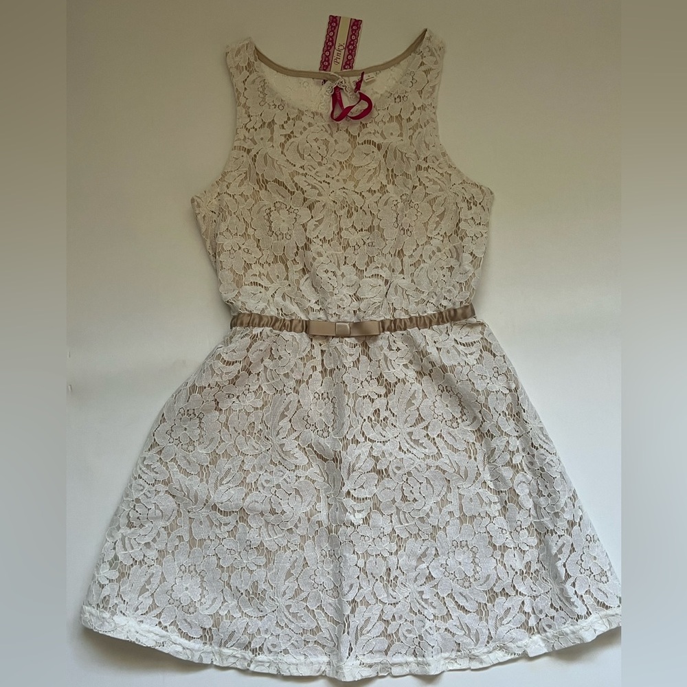 NWT Girls “Pinky”  Lace Sleeveless Dress